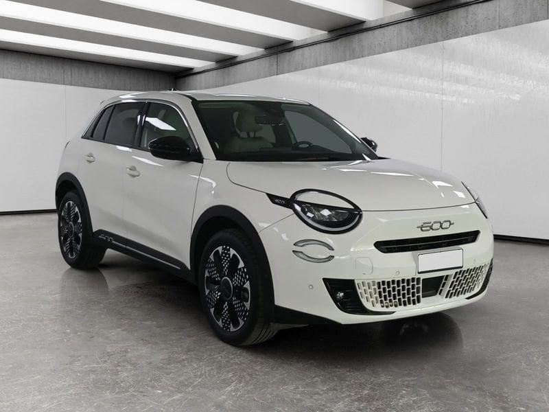 FIAT 600 1.2 hybrid La Prima 110cv auto