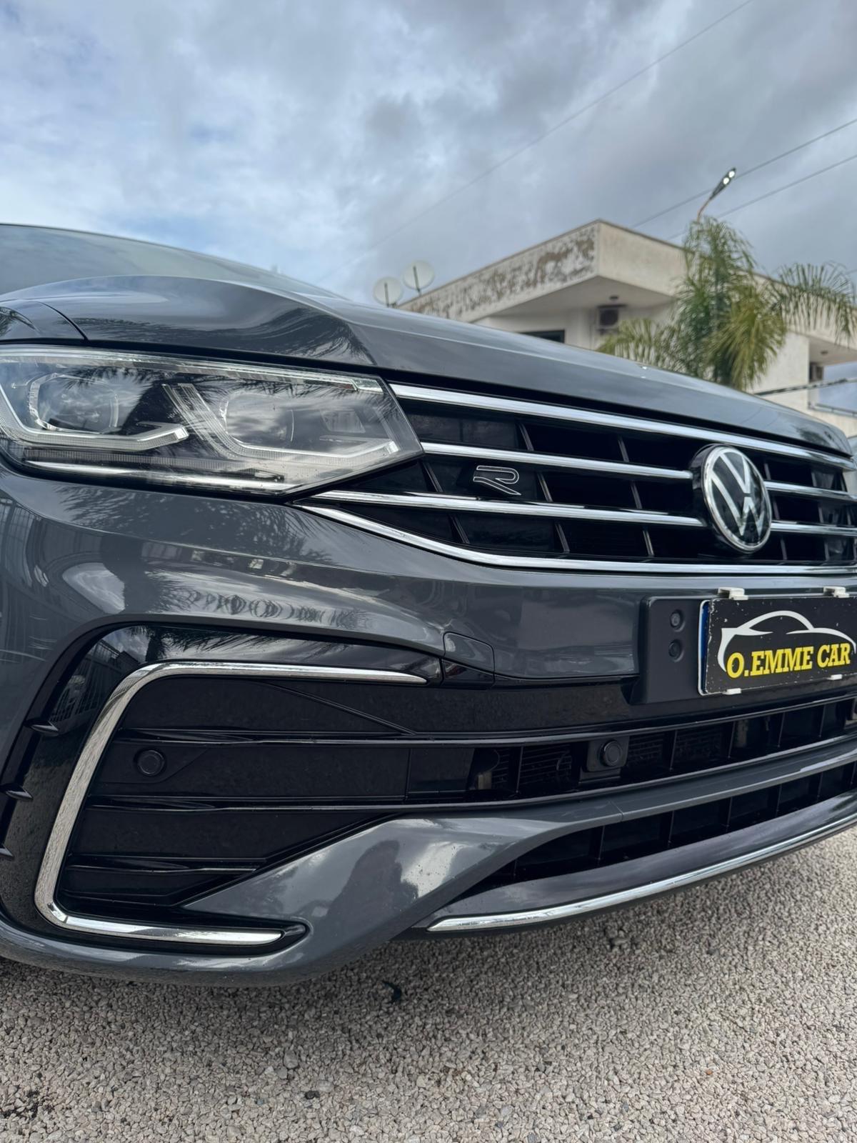 VW TIGUAN 2.0 150 DSG R LINE 4MOTION STUPENDA