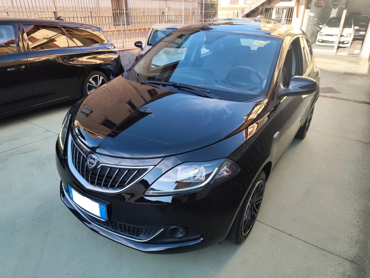 Lancia Ypsilon 1.0 Silver -12/2022