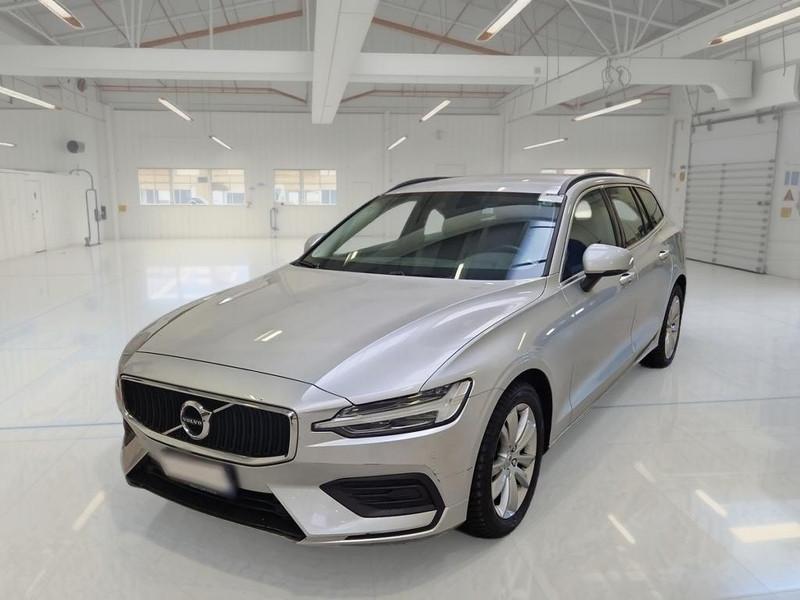VOLVO V60 B4 D autom. Momentum Business Pro WAGON