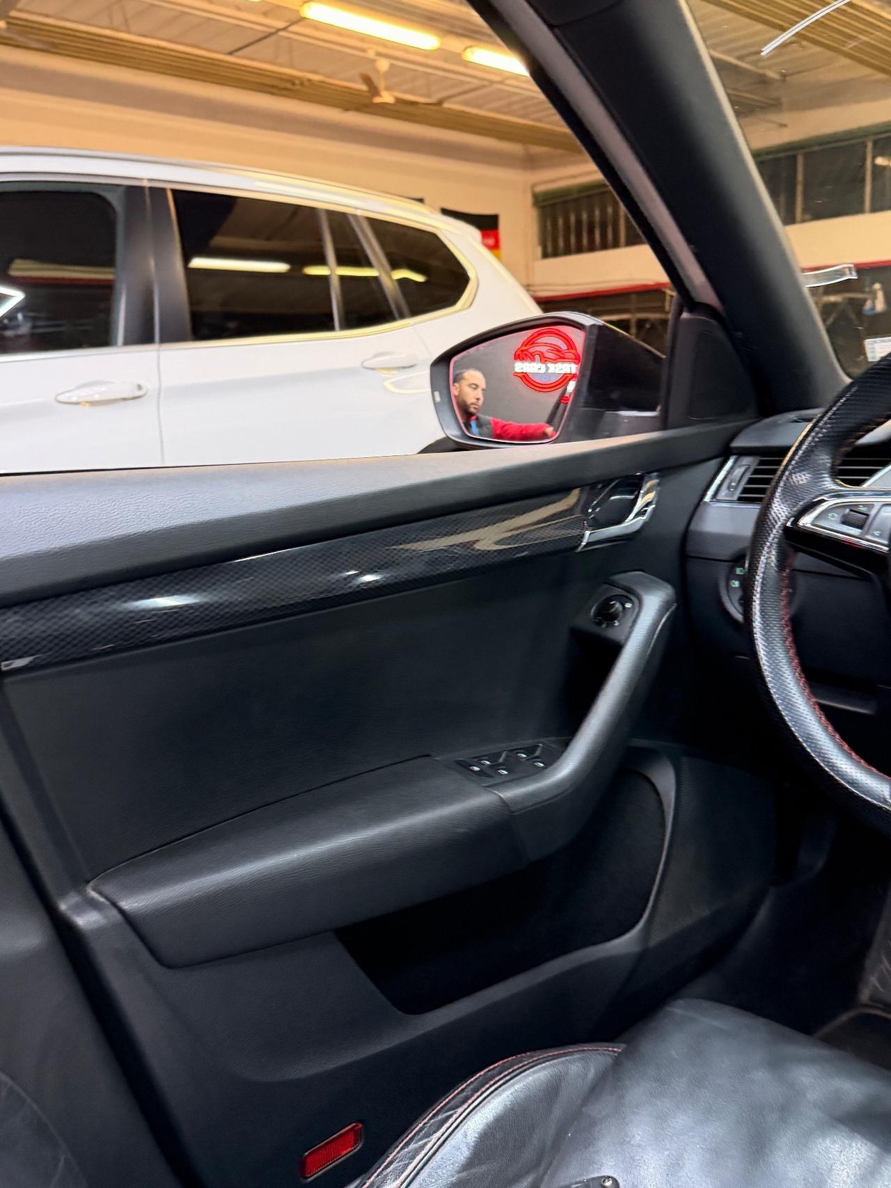 Skoda Octavia 2.0 TDI DSG Wagon RS