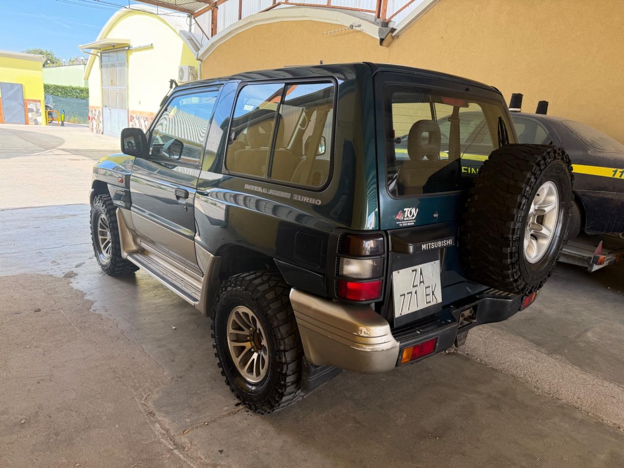 Mitsubishi Pajero 2.5 TDI 3p. GLS Clima - 2001