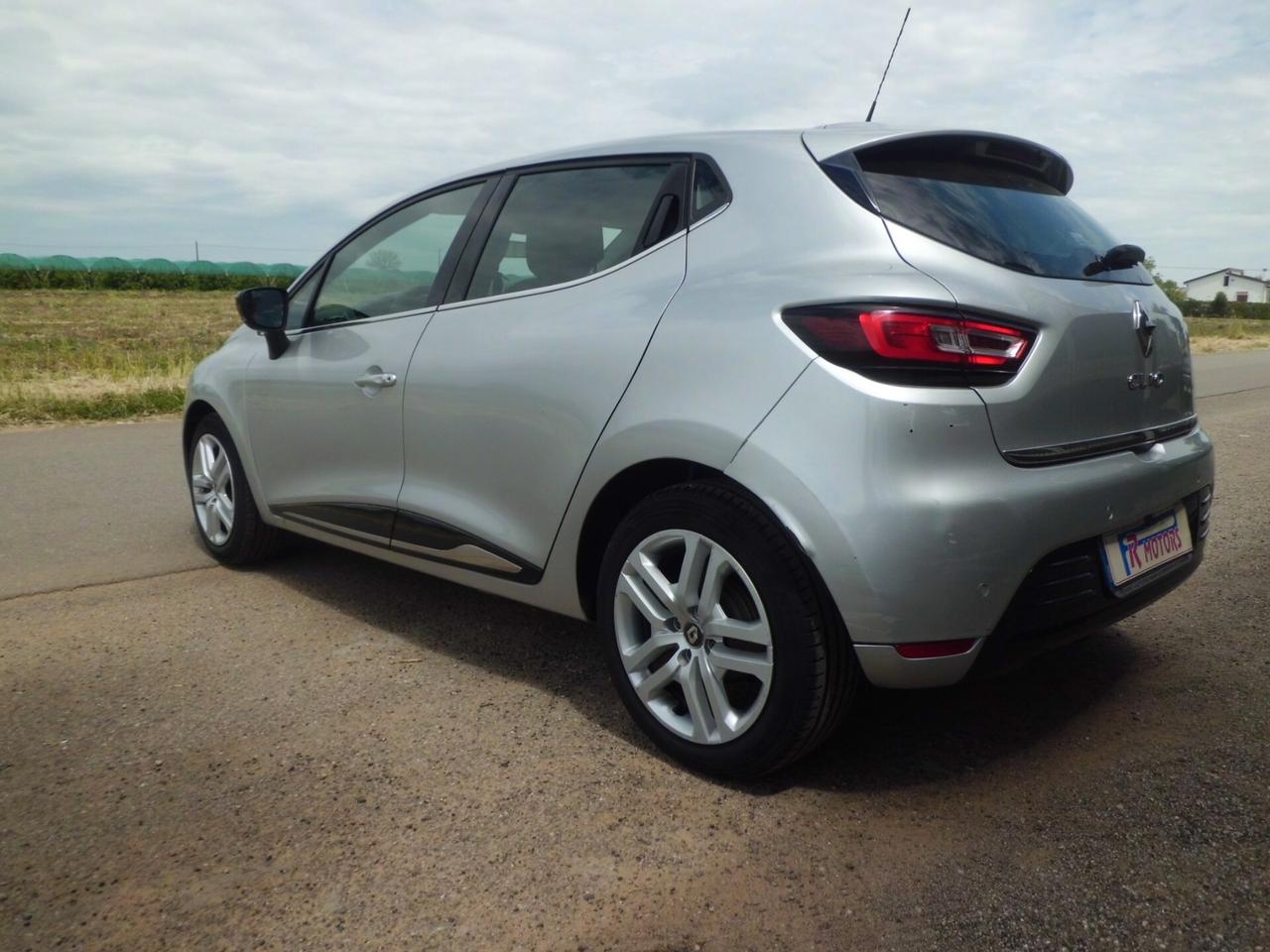 Renault Clio dCi 8V 90 CV 5 porte Moschino Intens