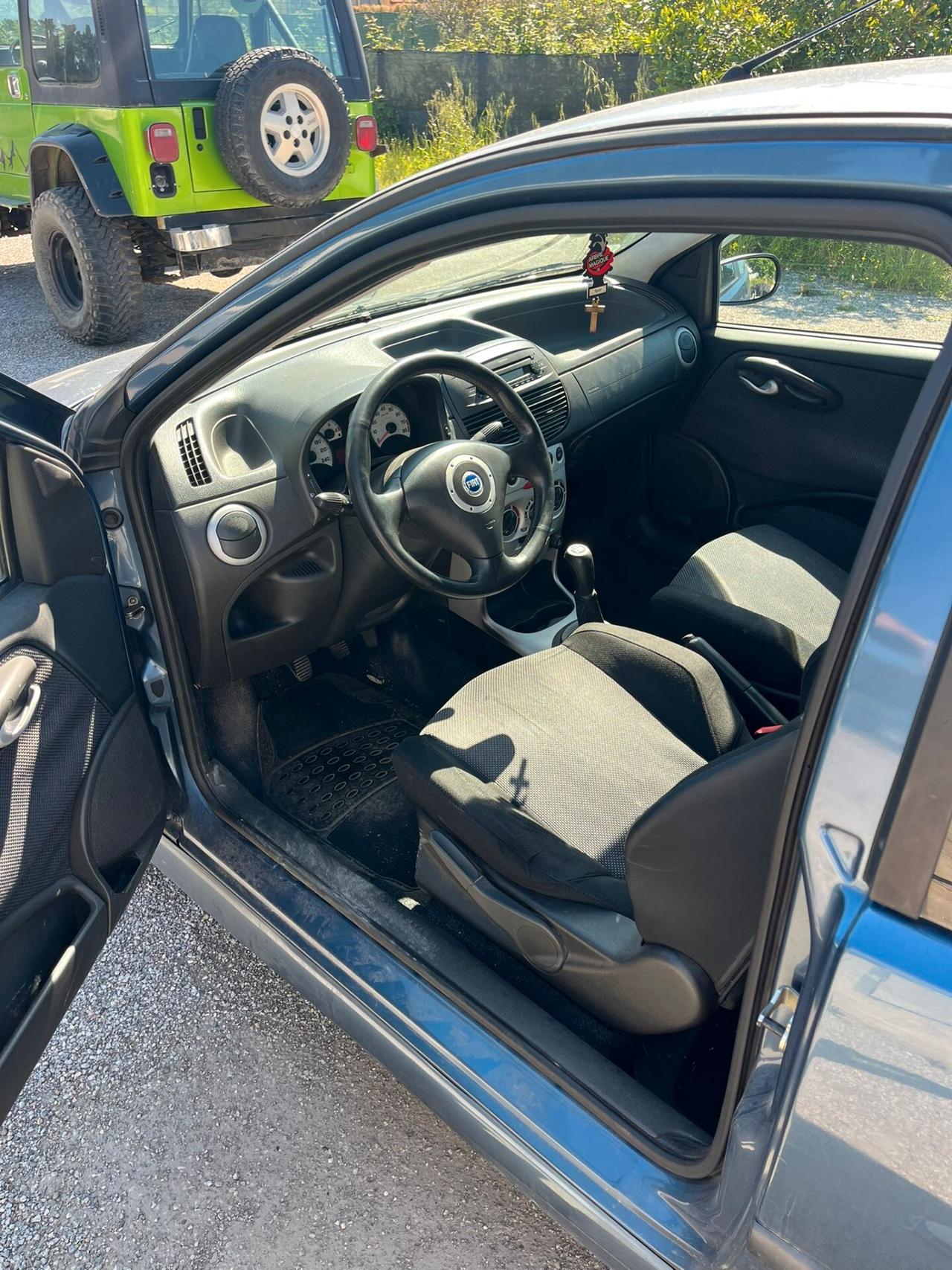 Fiat Punto 1.8 16V 3 porte HGT