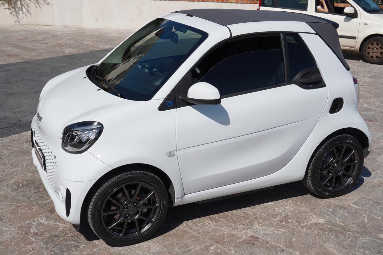 Smart ForTwo EQ cabrio Passion BRABUS 2021