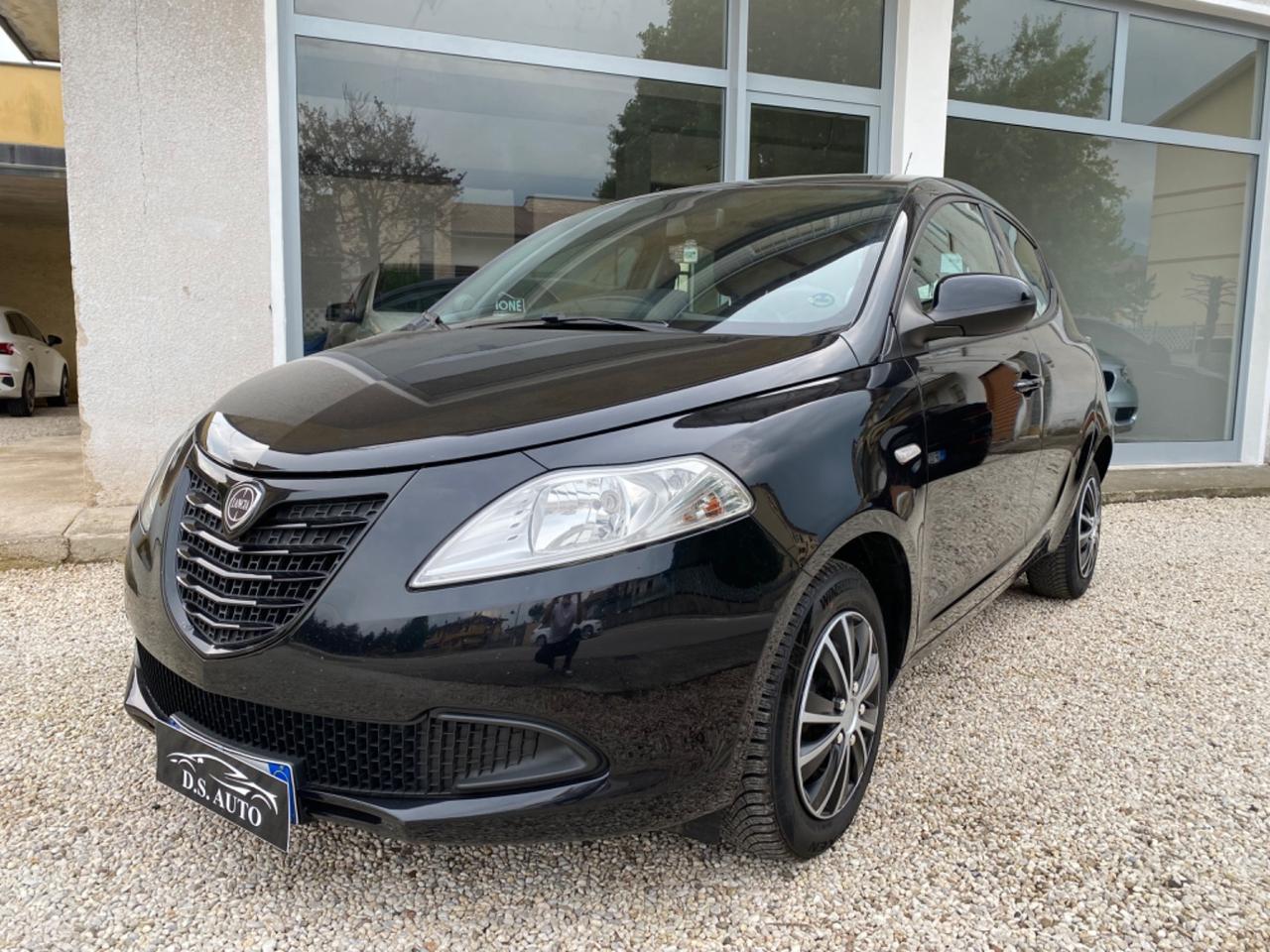 Lancia Ypsilon 1.3 Mtj 2015 Unico propretario