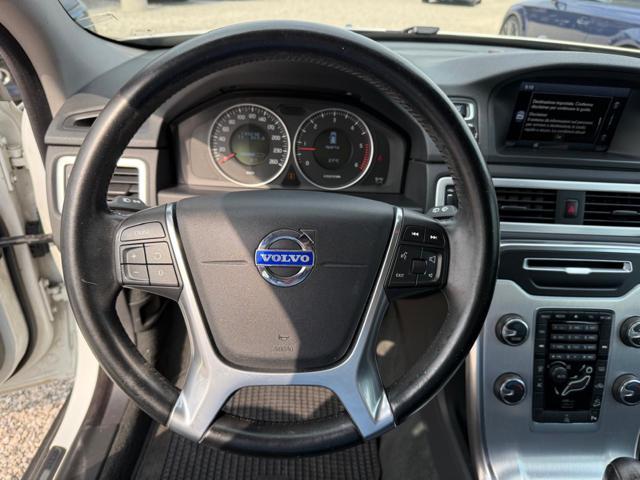 VOLVO XC70 D4 AWD Momentum