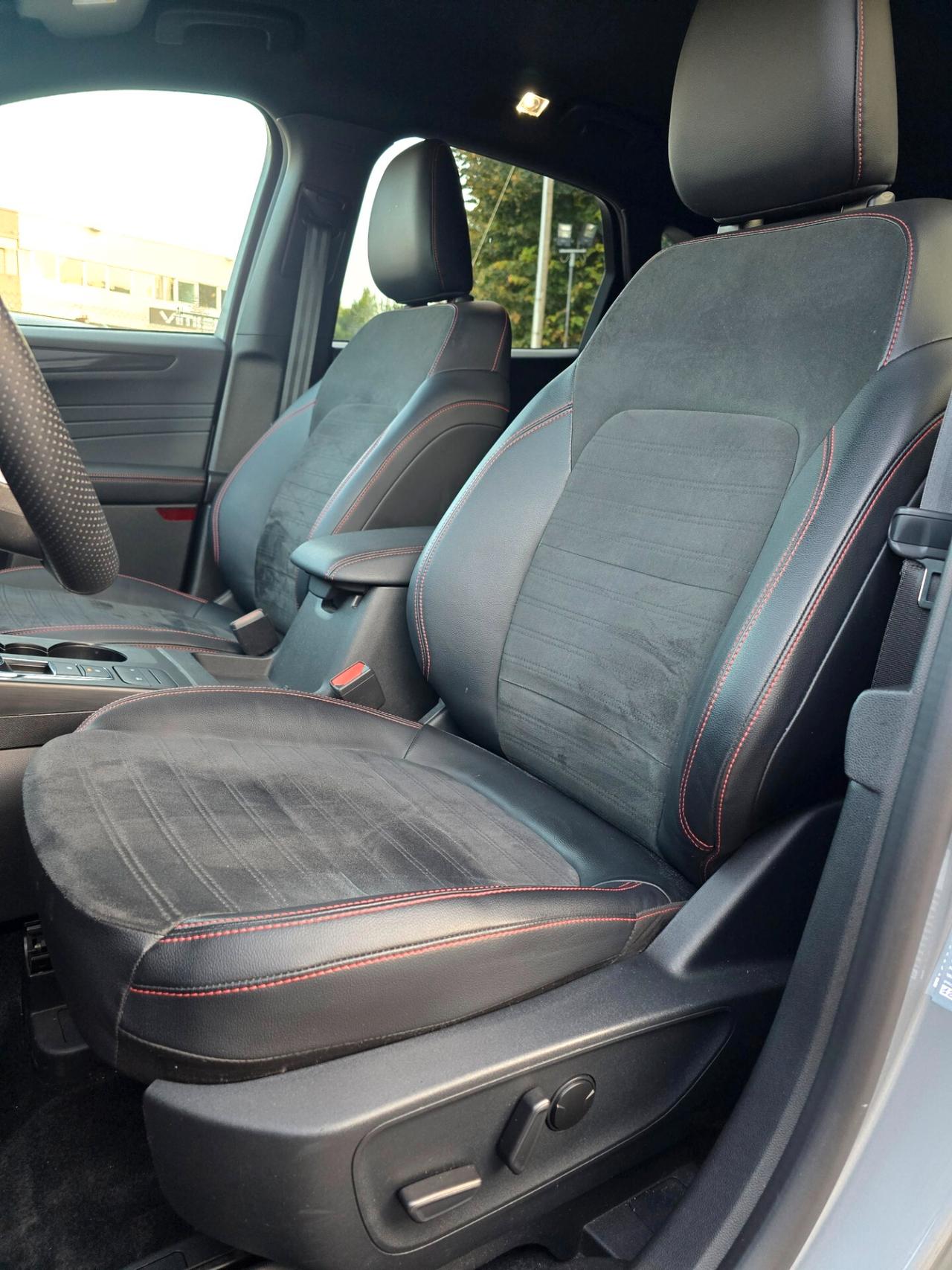 Ford Kuga 2.5 Full Hybrid 190 CV CVT 2WD ST-Line