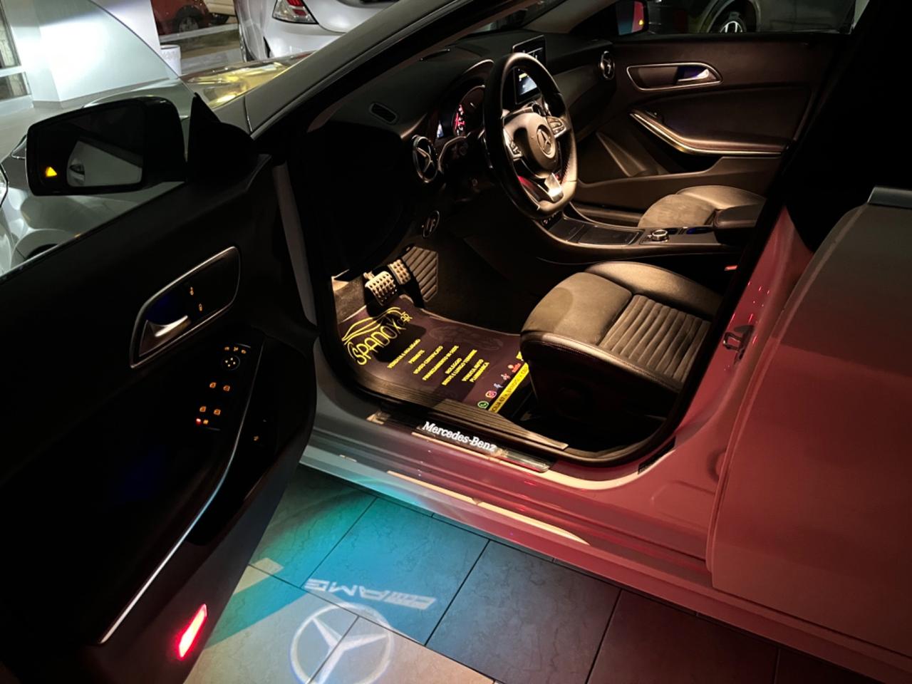 MERCEDES CLA SHOOTING BRAKE 200D *TETTO * PREMIUM *UNICOPROPRIETARIO