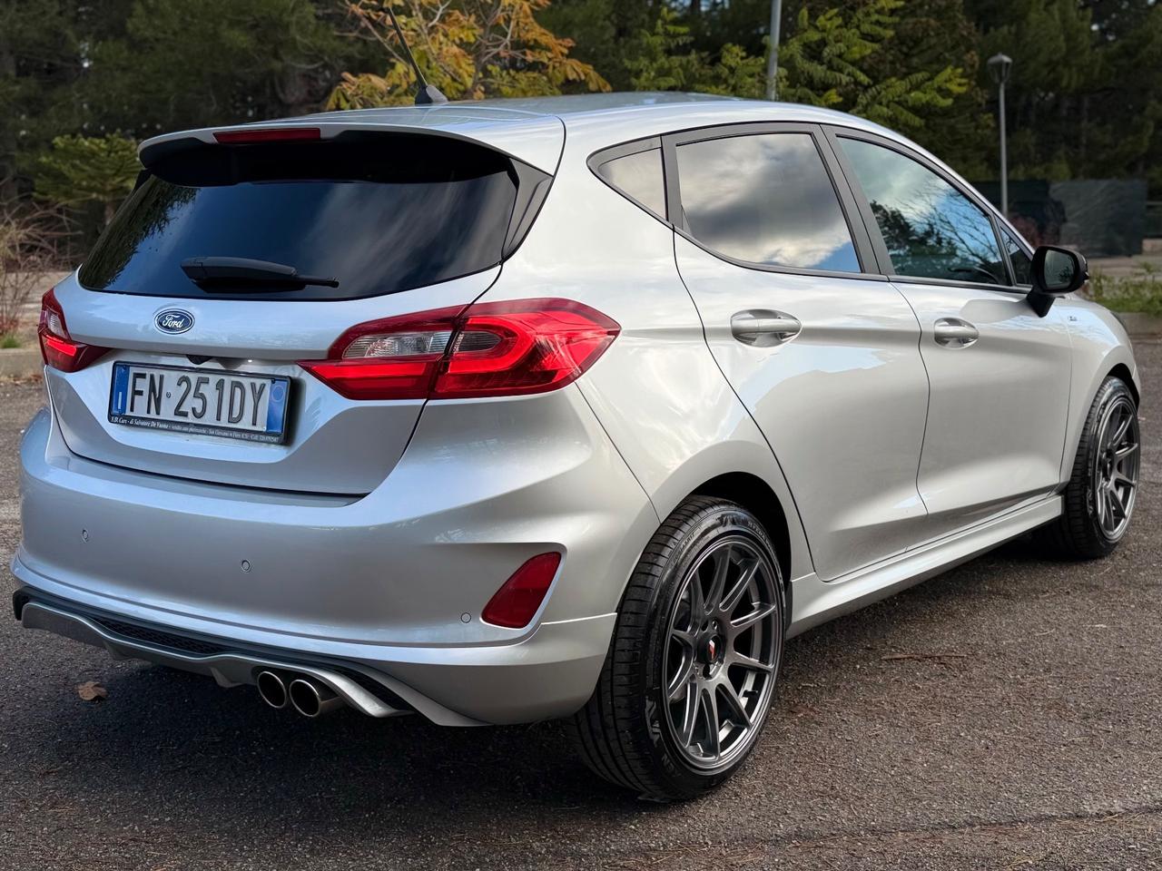 Ford Fiesta 1.5 TDCi 5 porte ST-Line