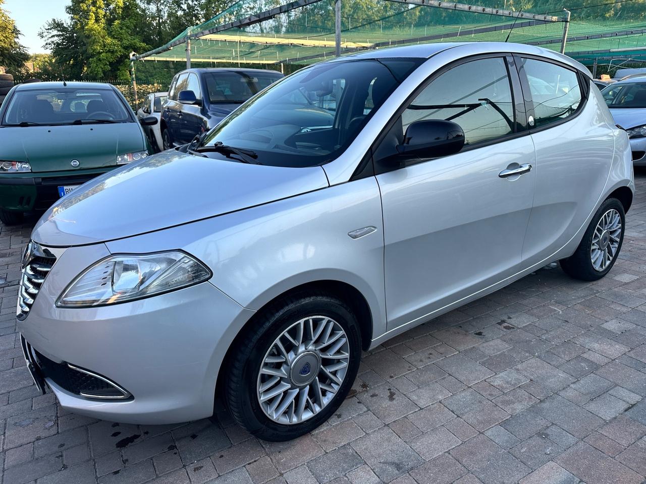 Lancia Ypsilon 1.2 69 CV 5 porte GPL Ecochic Gold