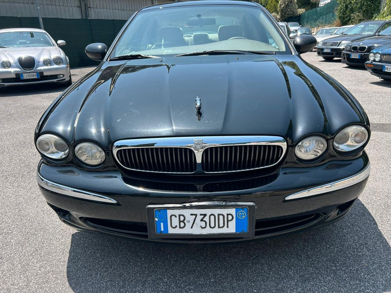 Jaguar X-Type 2 litri V6 24V cat