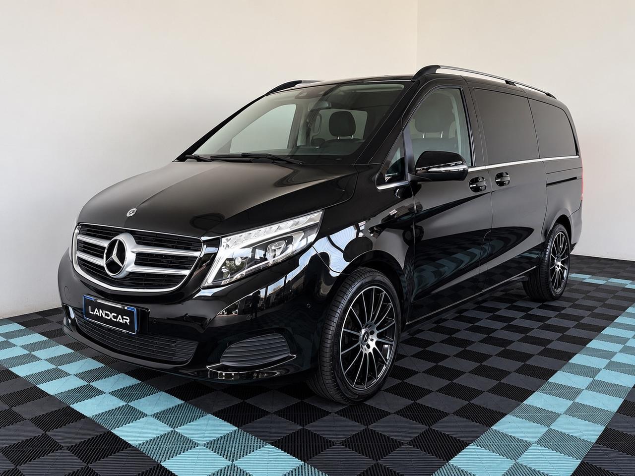 Mercedes-benz V 220 d Automatic 4Matic Premium Long