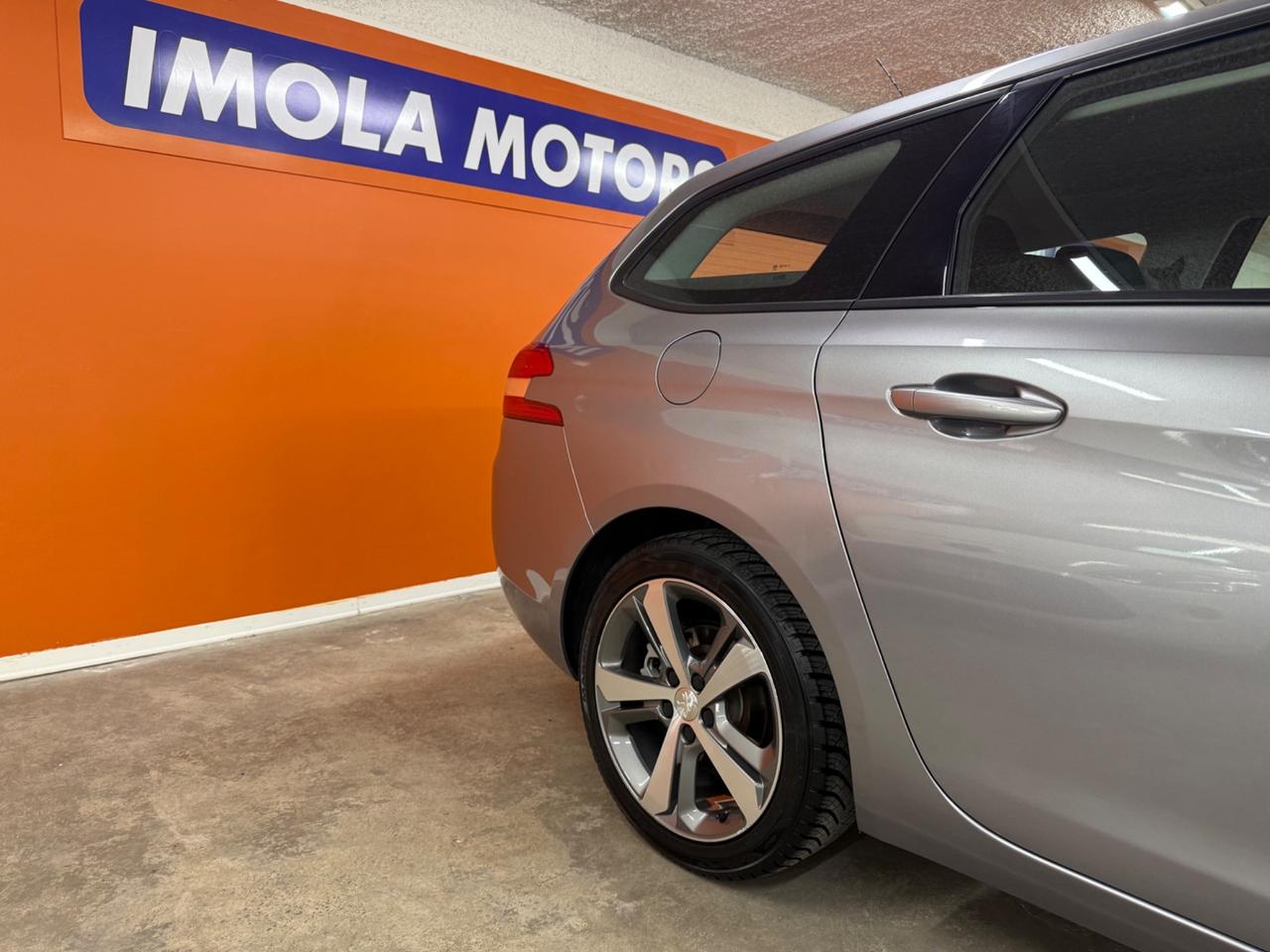 Peugeot 308 PureTech Turbo 130 S&S SW Allure