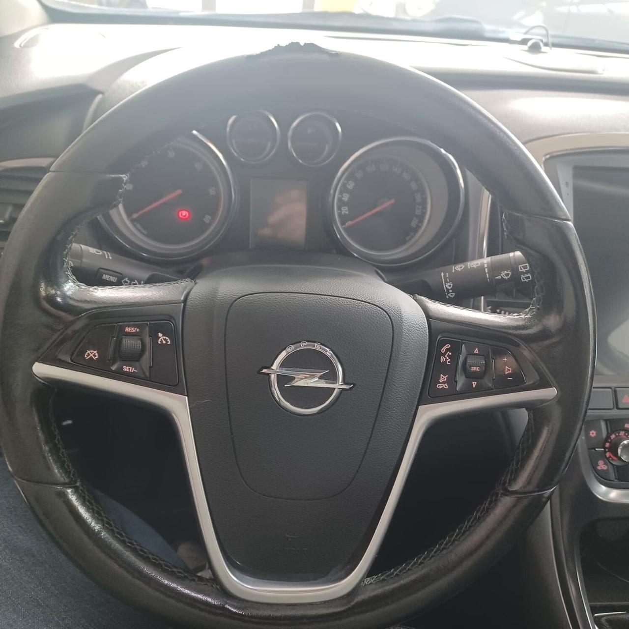 FULL OPTIONAL NEOPATENTATI ASTRA 1.7 TDI