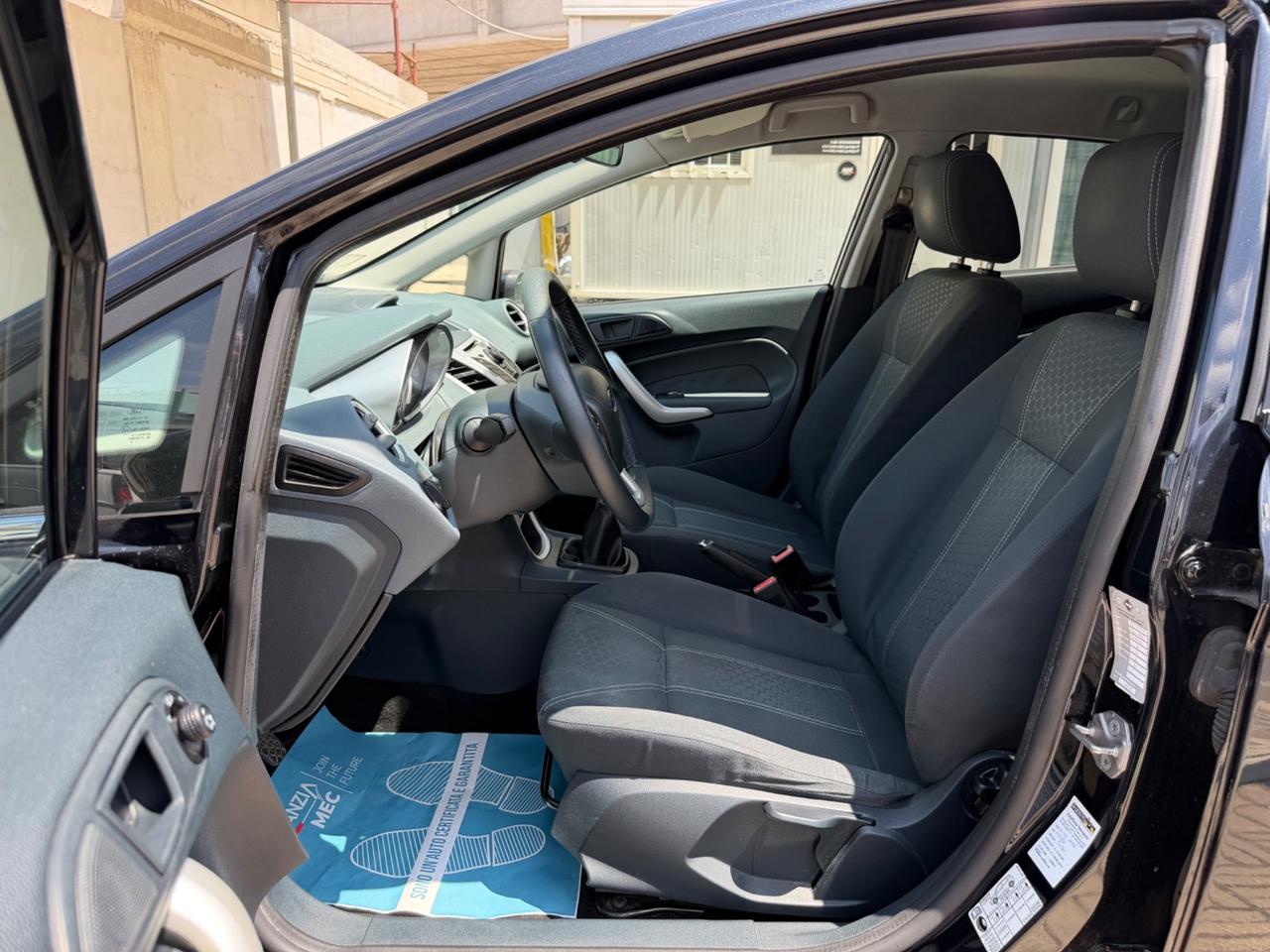 Ford Fiesta 1.4 TDCi Titanium - GARANZIA