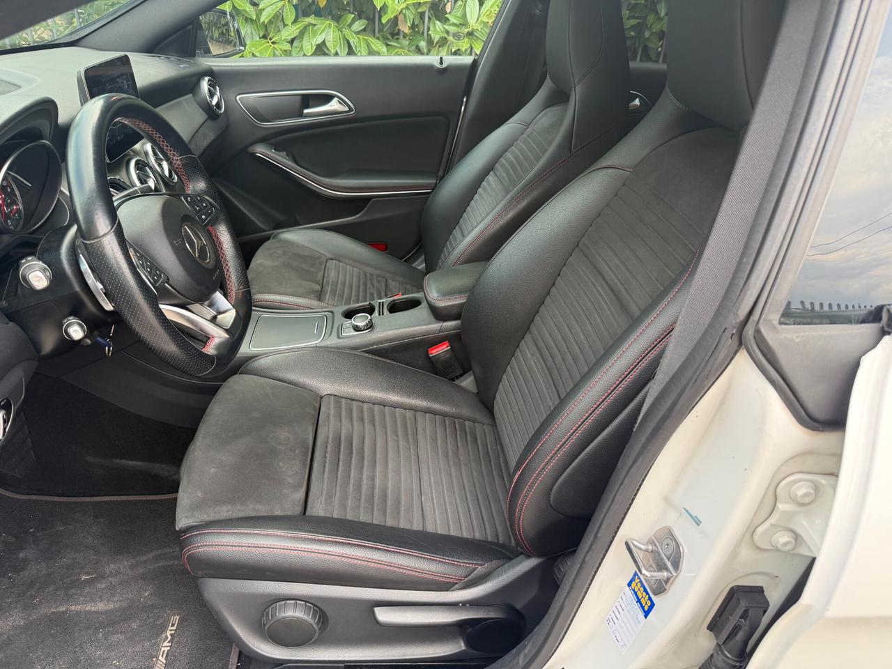 Mercedes CLA 200d SW 4Matic Automatic Premium AMG - 2019