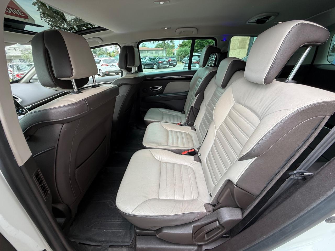 Renault Espace-7 Posti-Executive 4Control