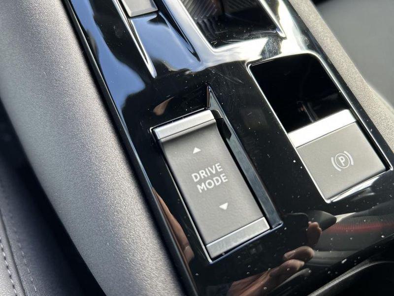 Alfa Romeo Junior 1.2 145 CV Hybrid eDCT6 Ti + PACK TECHNO+18"