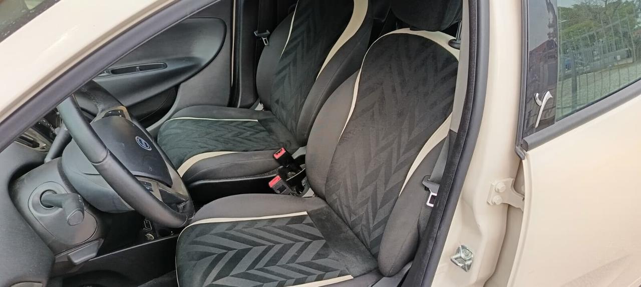 LANCIA Ypsilon 1.2 69 CV 5 porte Platinum - 2016