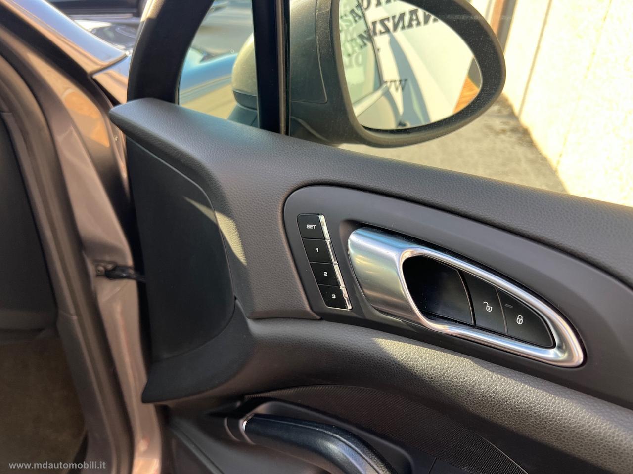 PORSCHE Cayenne 3.0 Diesel TETTO PANORAMICO PASM