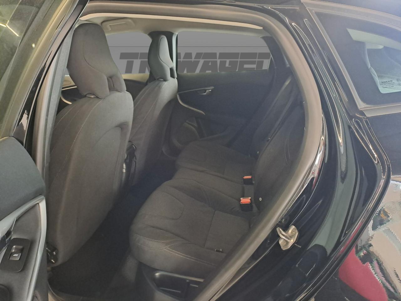 Volvo V40 D2 1.6 style