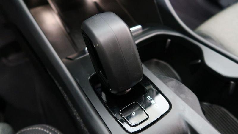 Volvo XC40 Recharge T4 Plug-in Hybrid auto Recharge Core