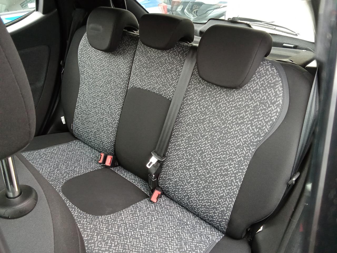 Lancia Ypsilon 1.0 Hybrid 70cv Gold