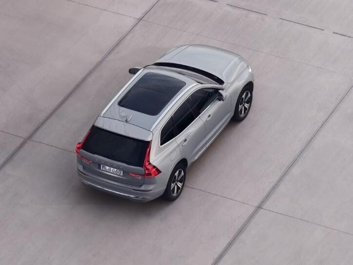 Volvo XC 60 T6 Plug-in hybrid AWD Aut. Plus Dark - PRONTA CONSEGNA