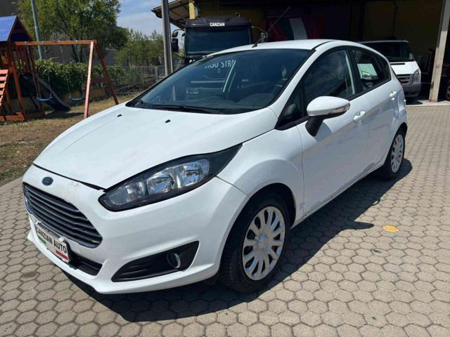 FORD Fiesta 1.5 TDCi 75CV 5 porte Titanium