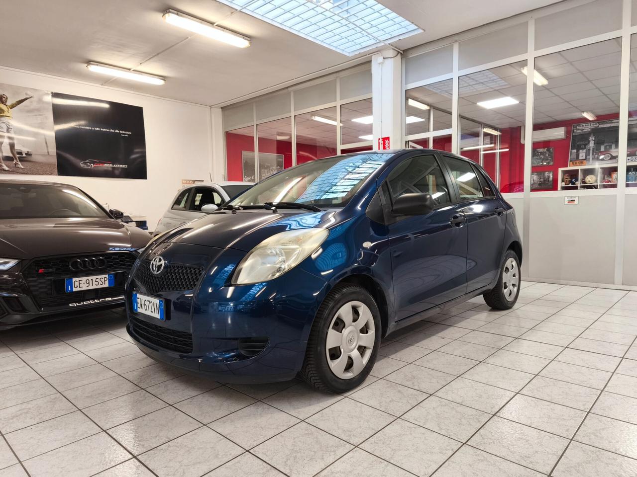 Toyota Yaris 1.0 5 porte