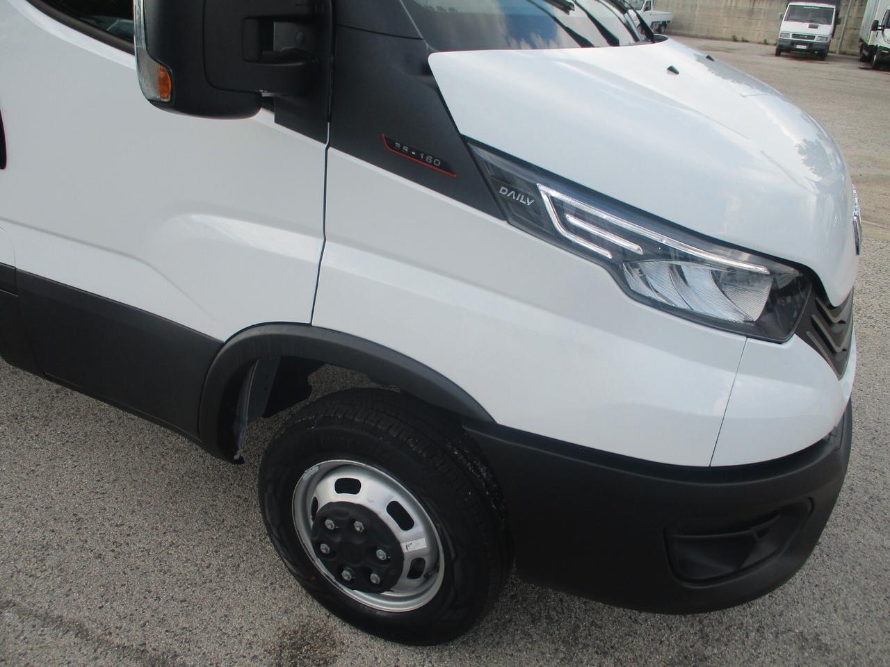 Iveco Daily 35C16 3000 160CV *SCARRABILE 16000KM GANCIO TRAINO