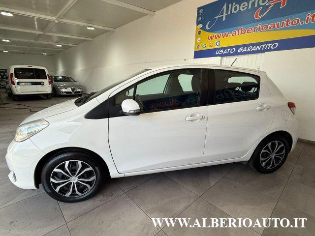 TOYOTA Yaris 1.0 5 porte Lounge