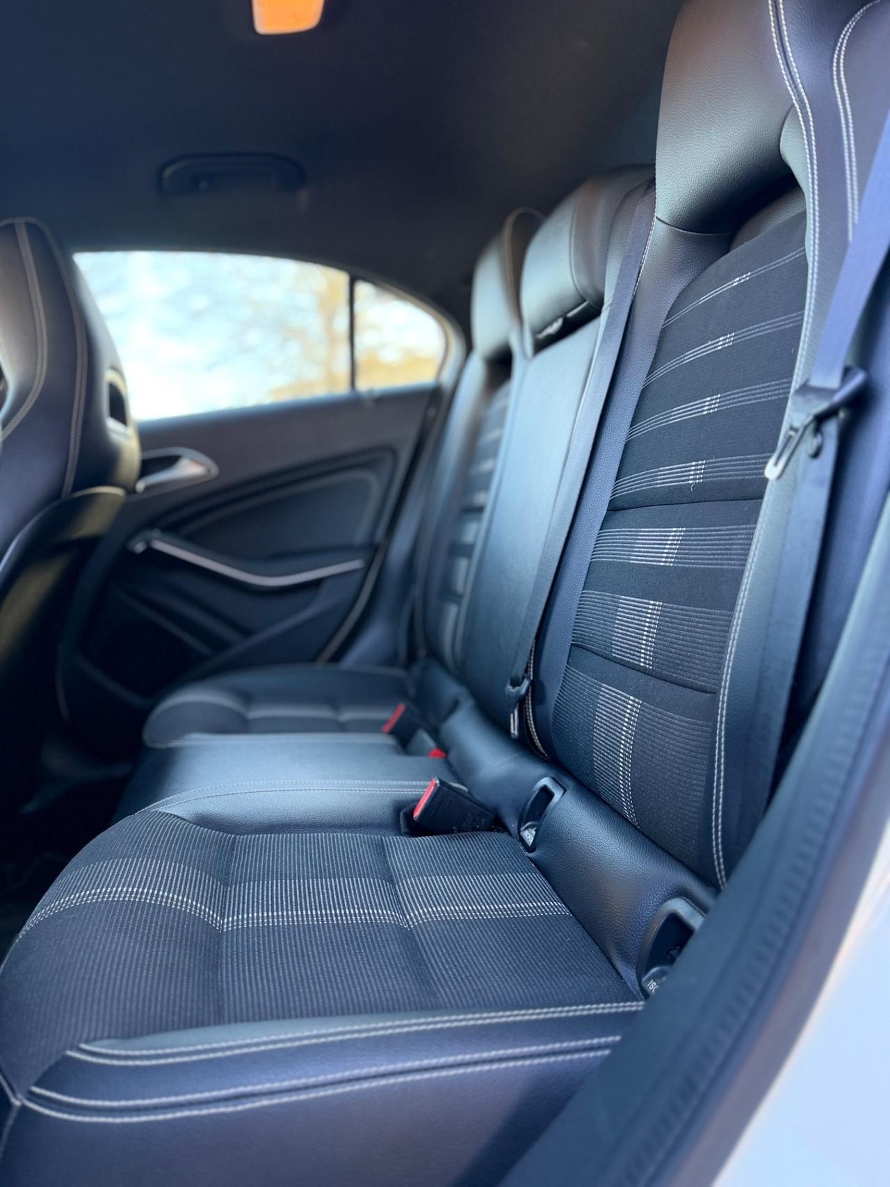 Mercedes-benz A 200 d Automatic Premium