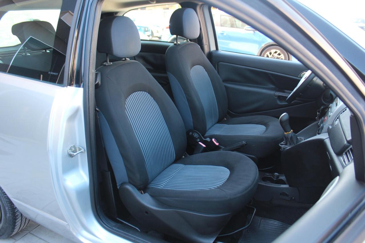 Lancia Ypsilon 1.3 MJT 75 CV Oro Giallo