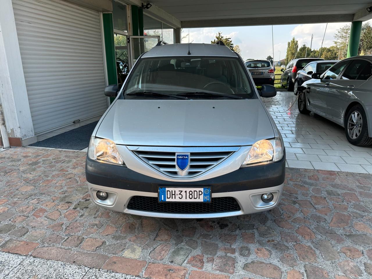 Dacia Logan MCV 1.6 7 posti (12 Rate)