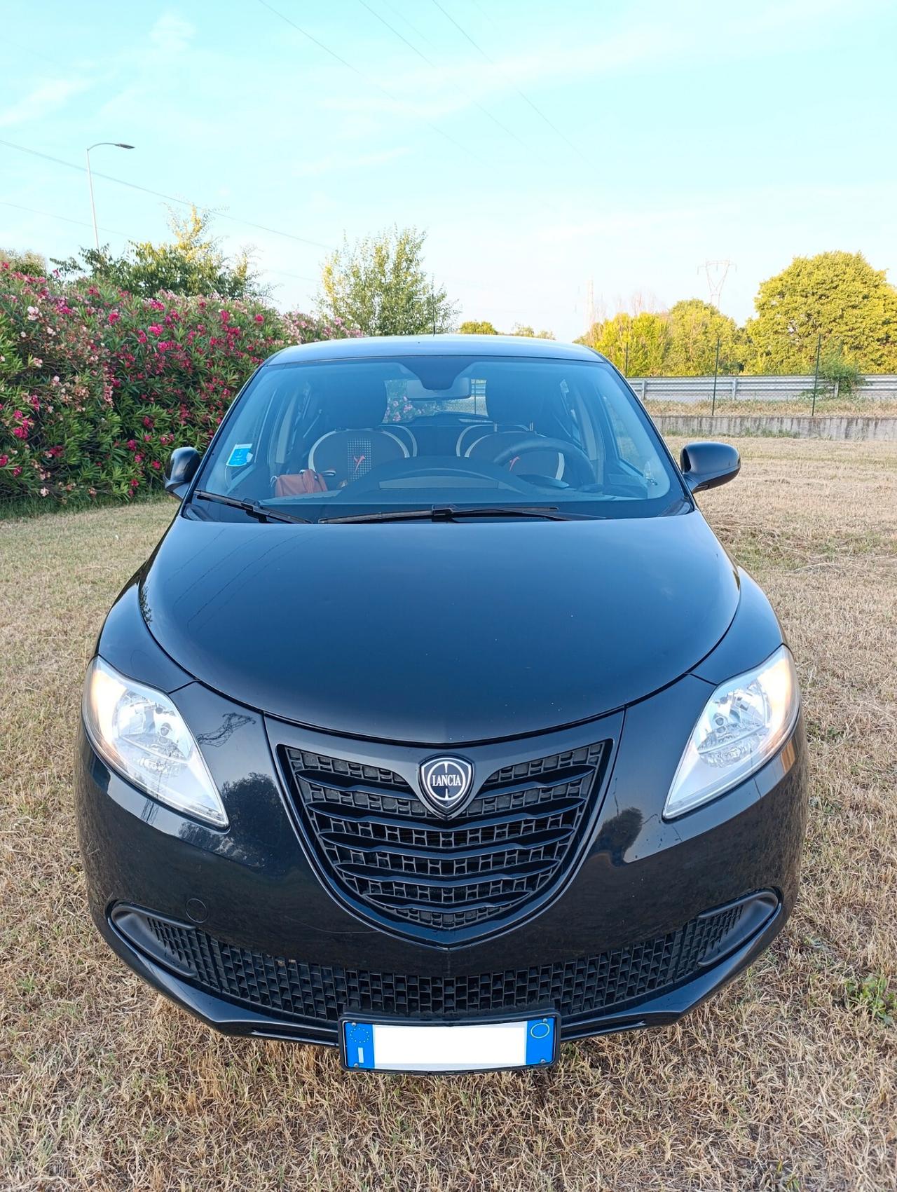 Lancia Ypsilon 0.9 TwinAir Metano #GM