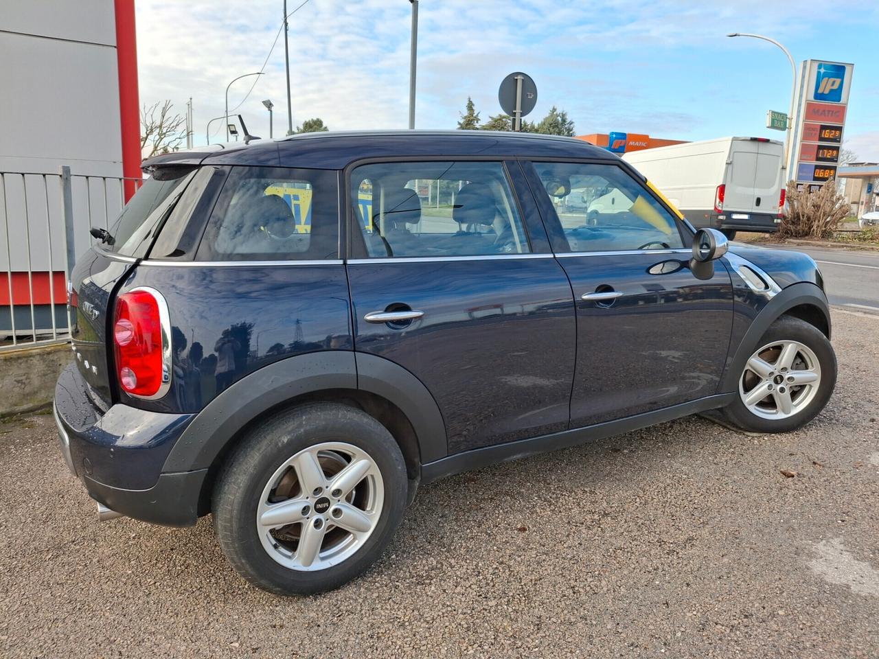 Mini One D Countryman 1.6D, NEOPATENTATI