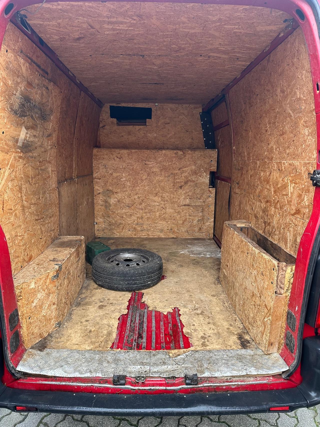 Renault Master 2.5 turbo diesel