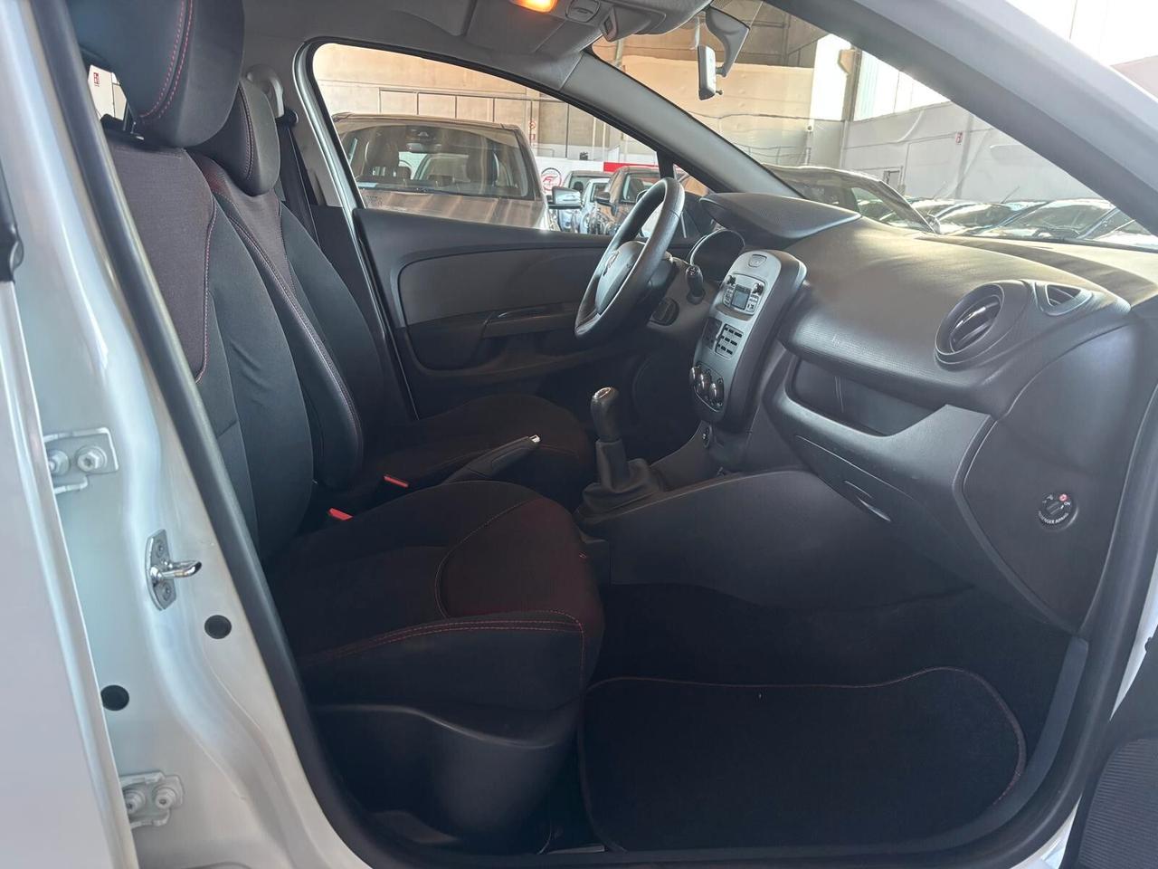 Renault Clio 1.2 75CV 5 porte Live