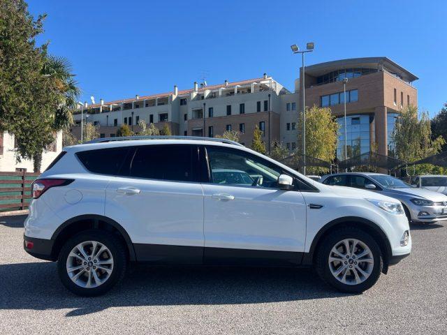 FORD Kuga 1.5 TDCI 120 CV S&S 2WD Titanium Business