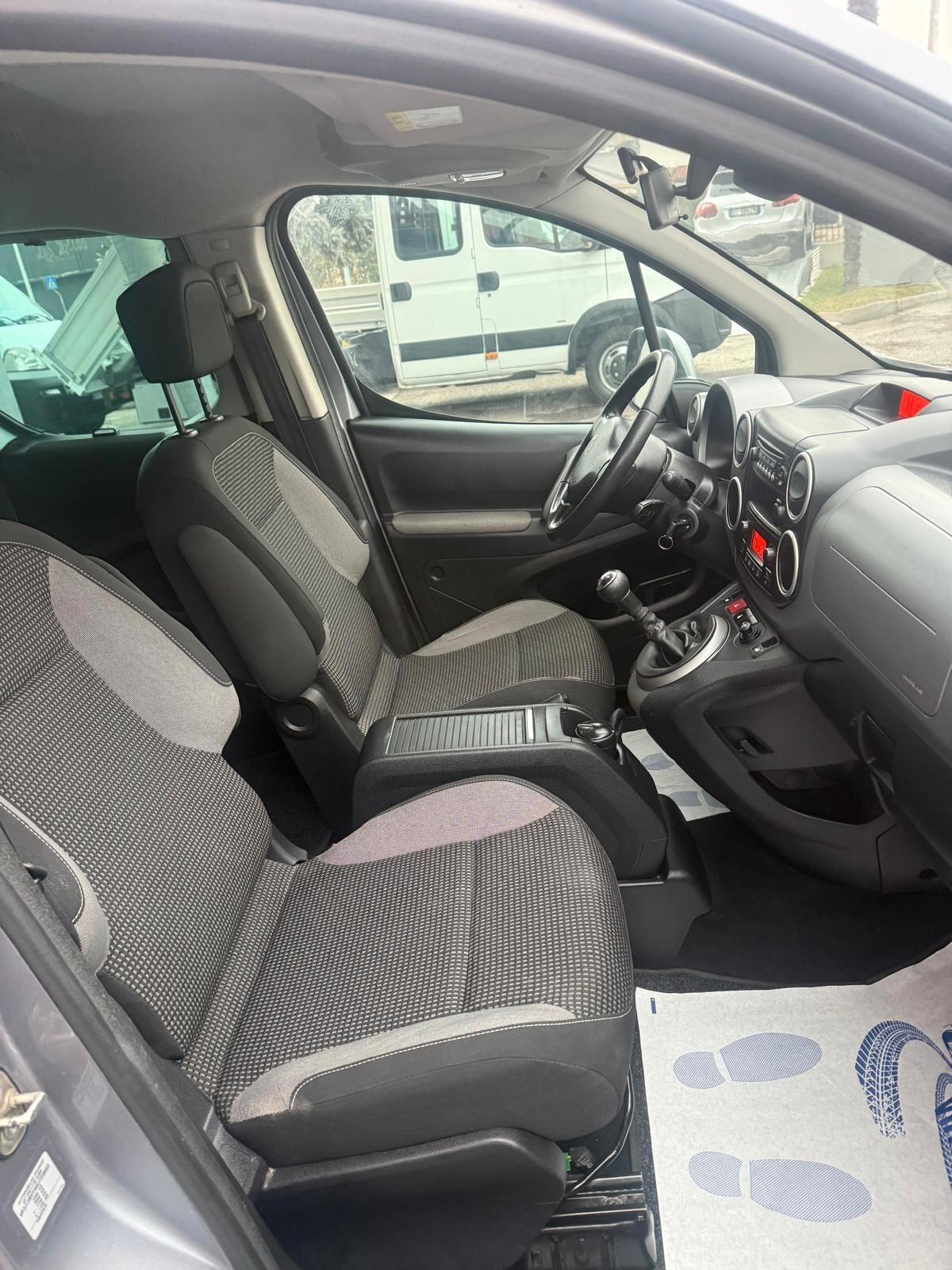 Peugeot Partner Tepee BlueHDi 100 Outdoor