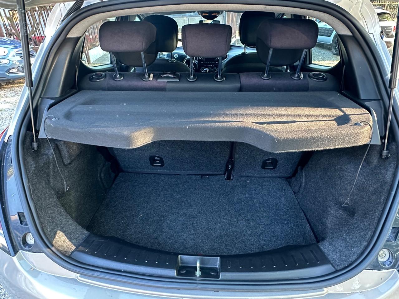 Lancia Ypsilon 1.2 69 CV 5 porte S&S Gold