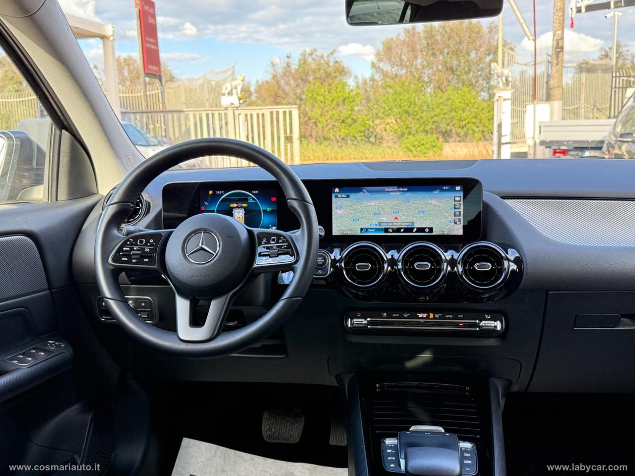 MERCEDES-BENZ GLA 200 d Automatic Business
