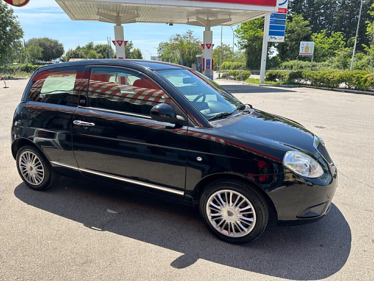 Lancia Ypsilon 1.2 69 CV Argento