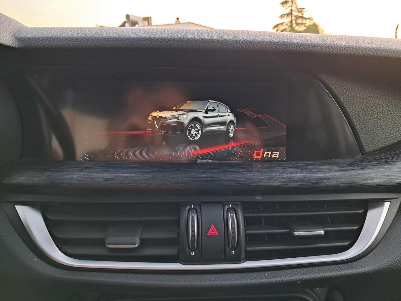 Alfa R. Stelvio 190 CV SUPER* AT8 Q4 *LED-PELLE-CERCHI