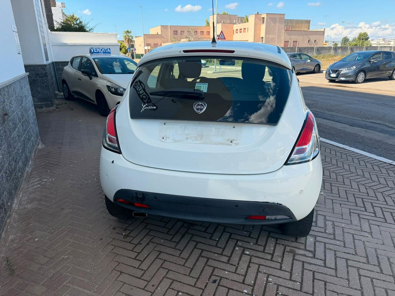 Lancia Ypsilon 1.2 69 CV 5 porte GPL Ecochic Gold