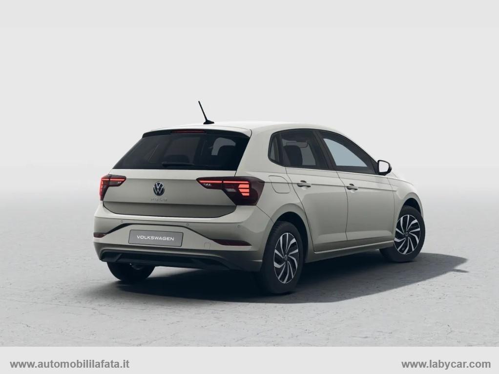 VOLKSWAGEN Polo 1.0 Young BENZINA KM 0