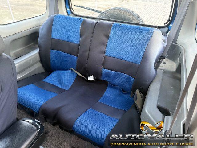 SUZUKI Jimny 1.3i 16V cat 4x4WD JLX