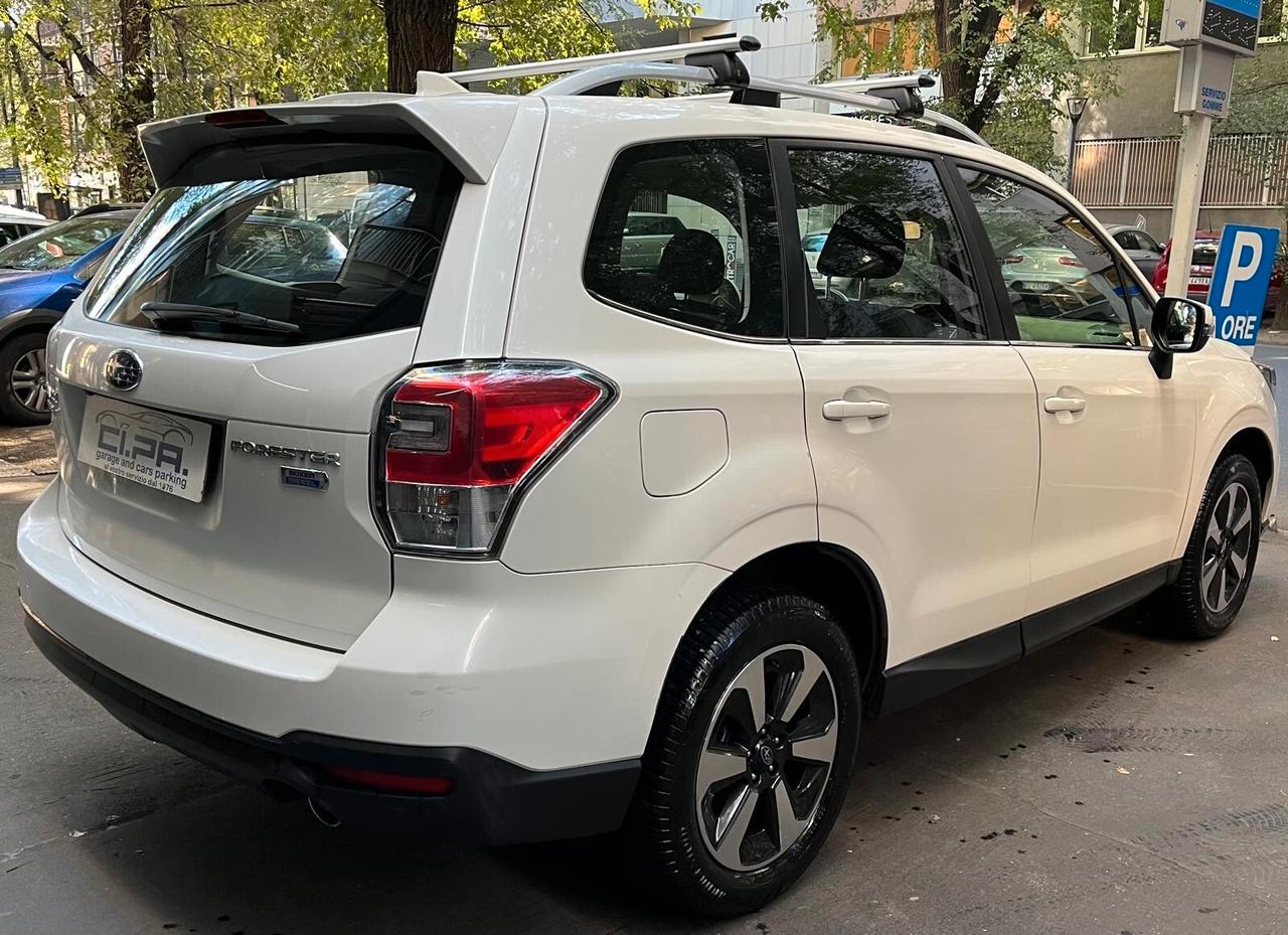 Subaru Forester 2.0D Style